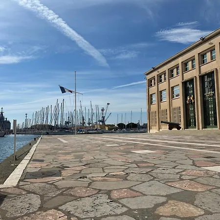 Appartement-toulon-port Apartment *