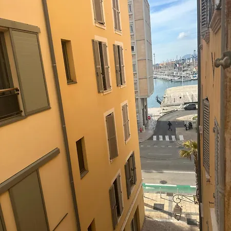 Appartement-toulon-port * Toulon